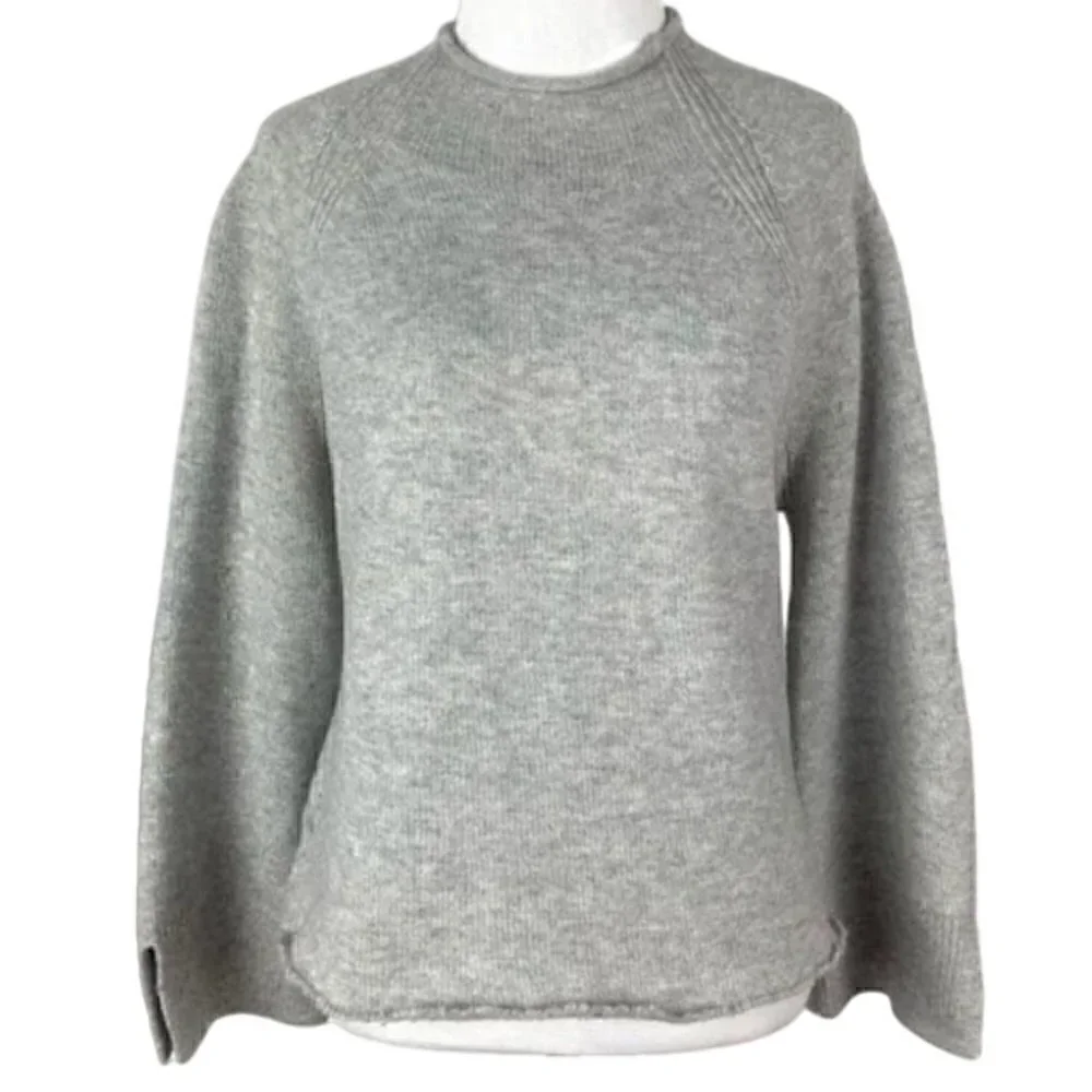 Ann Taylor loft sweater sz SP Gray raw wool blend